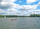 Auf dem Langer See, er ist nach seiner Form so benannt und ist ein Teil der Spree-Oder-Wasserstraße : Segel