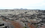 Lavafelder umgeben die blaue Lagune, dem Geothermalbad, nur 40 min von Reykjavik enfernt.